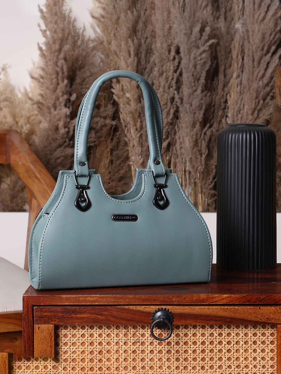 ROSS BROWN Women Solid Structured Handheld Bag