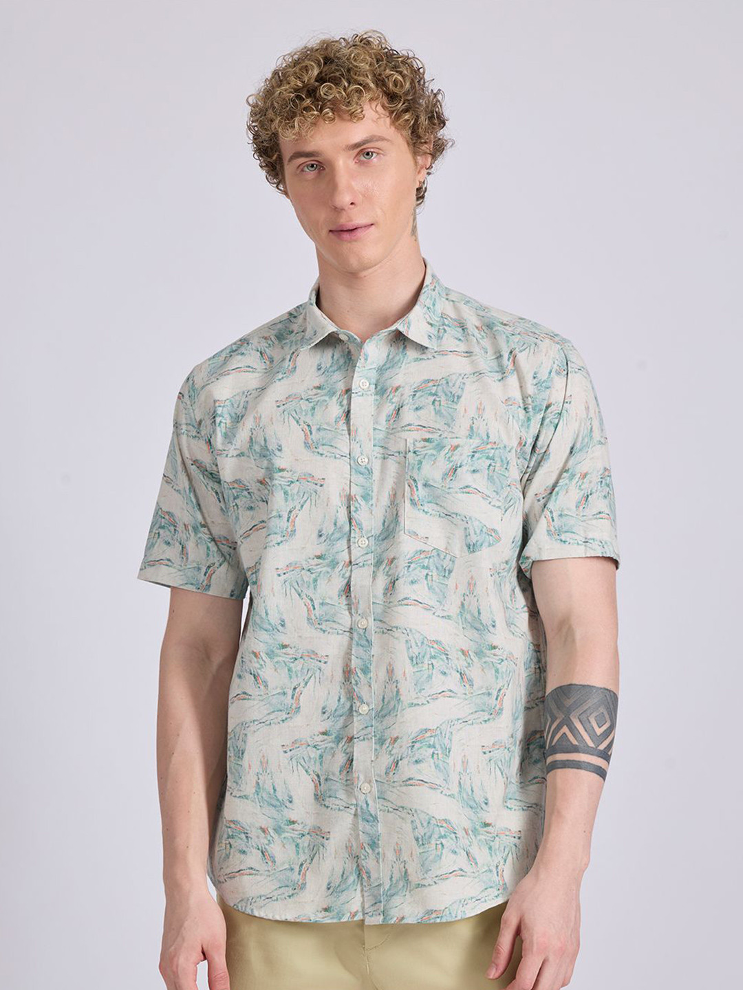 Espanshe Lucius Abstract Printed Short Sleeves Cotton Shirt