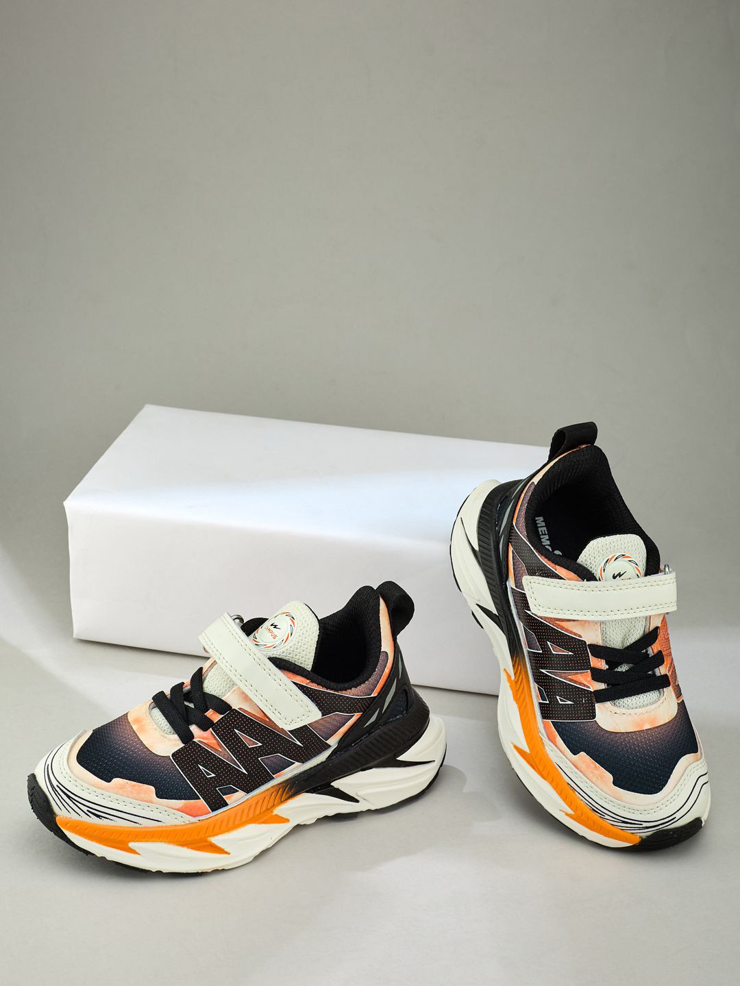 Campus CD Kids Printed Round Toe Sneakers