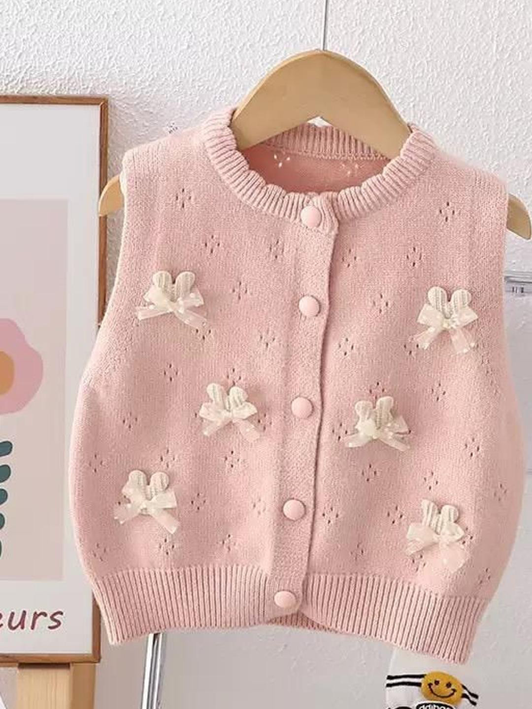YK Girls Round Neck Applique Cardigan