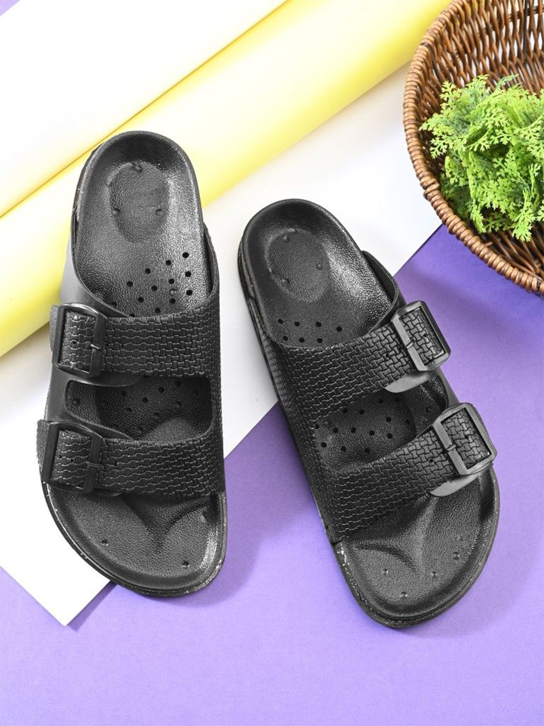 HERE&NOW Men Textured Buckles Comfort Sandals