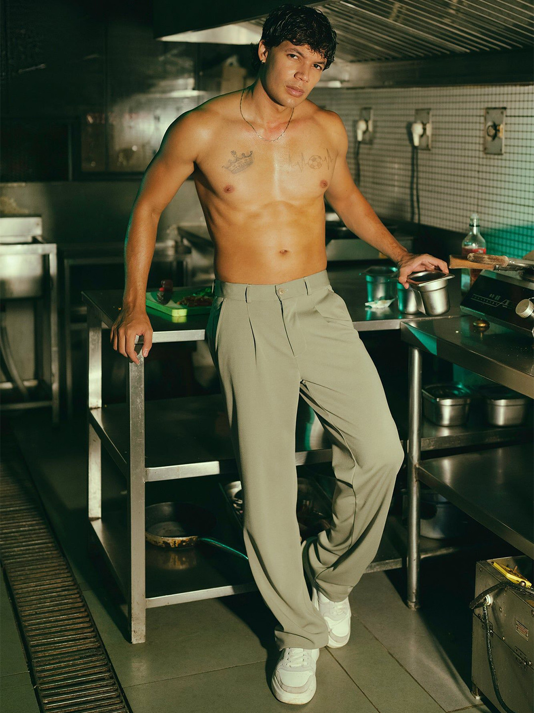 FREAKINS Men Sage Green Pleated Straight Korean Pants