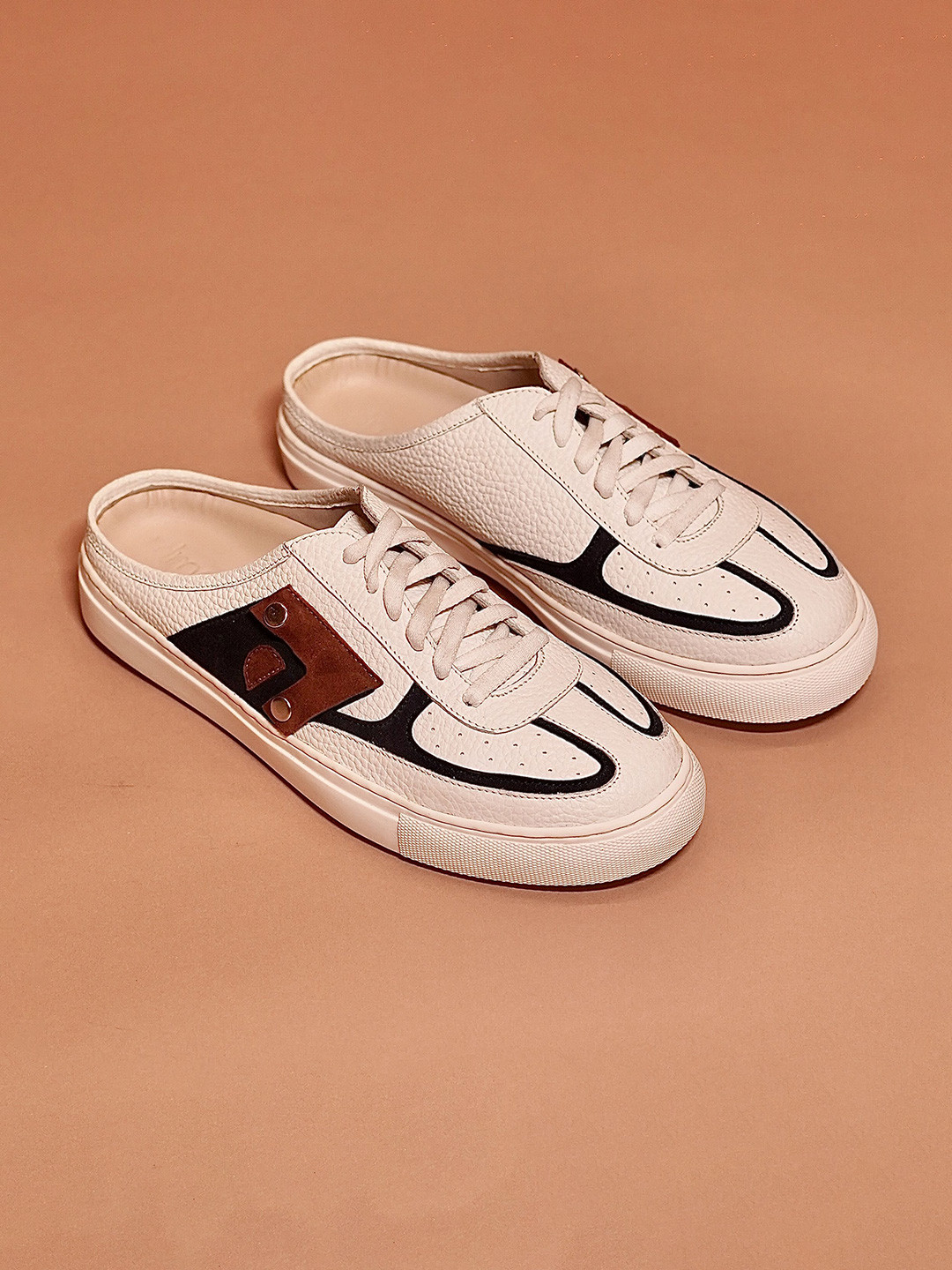dmodot Men Lightweight Leather Lace-Ups Mule Sneakers