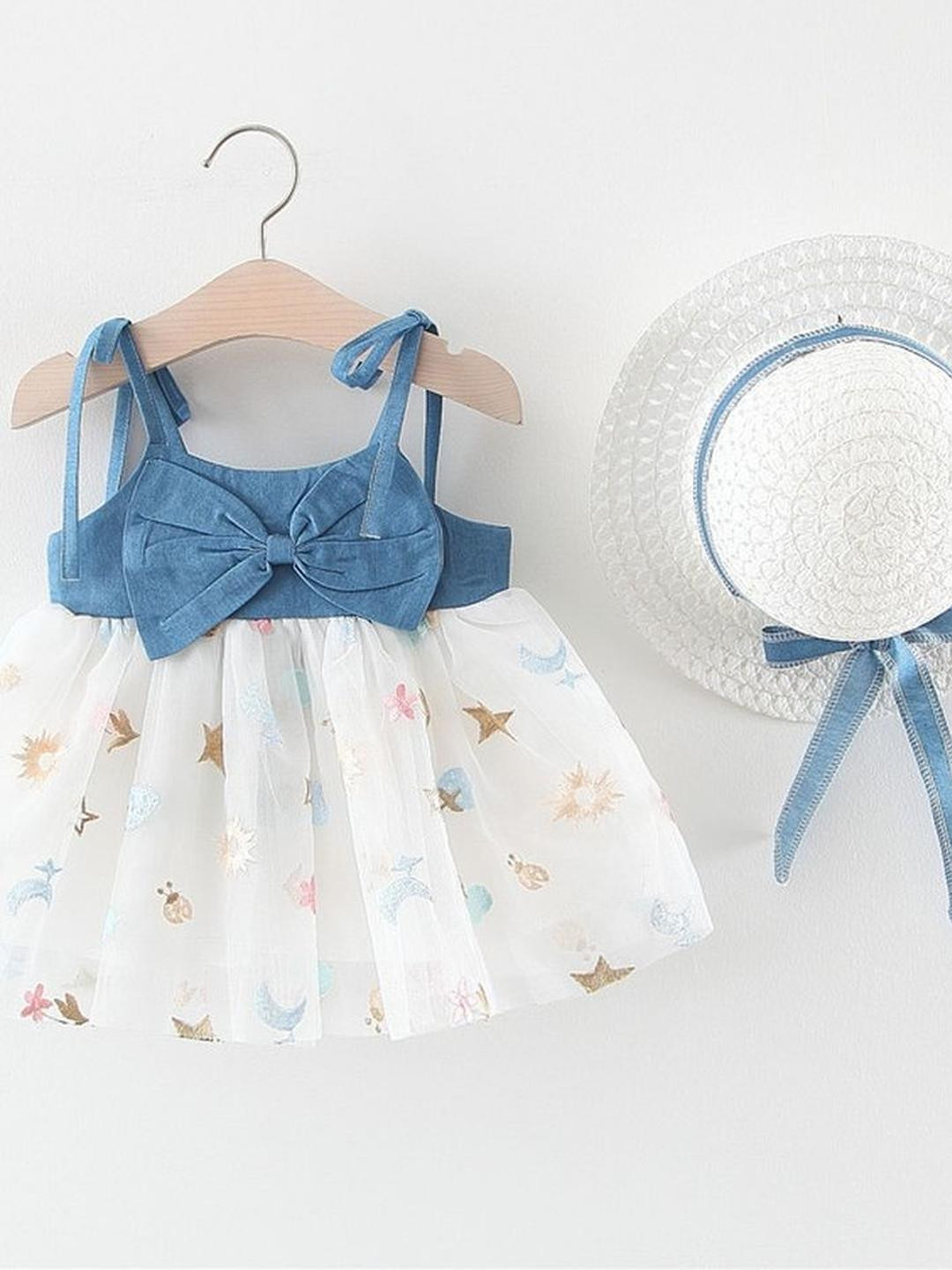 LULU & SKY Girls Star Printed Shoulder Straps Bow Details Fit & Flare Mini Dress