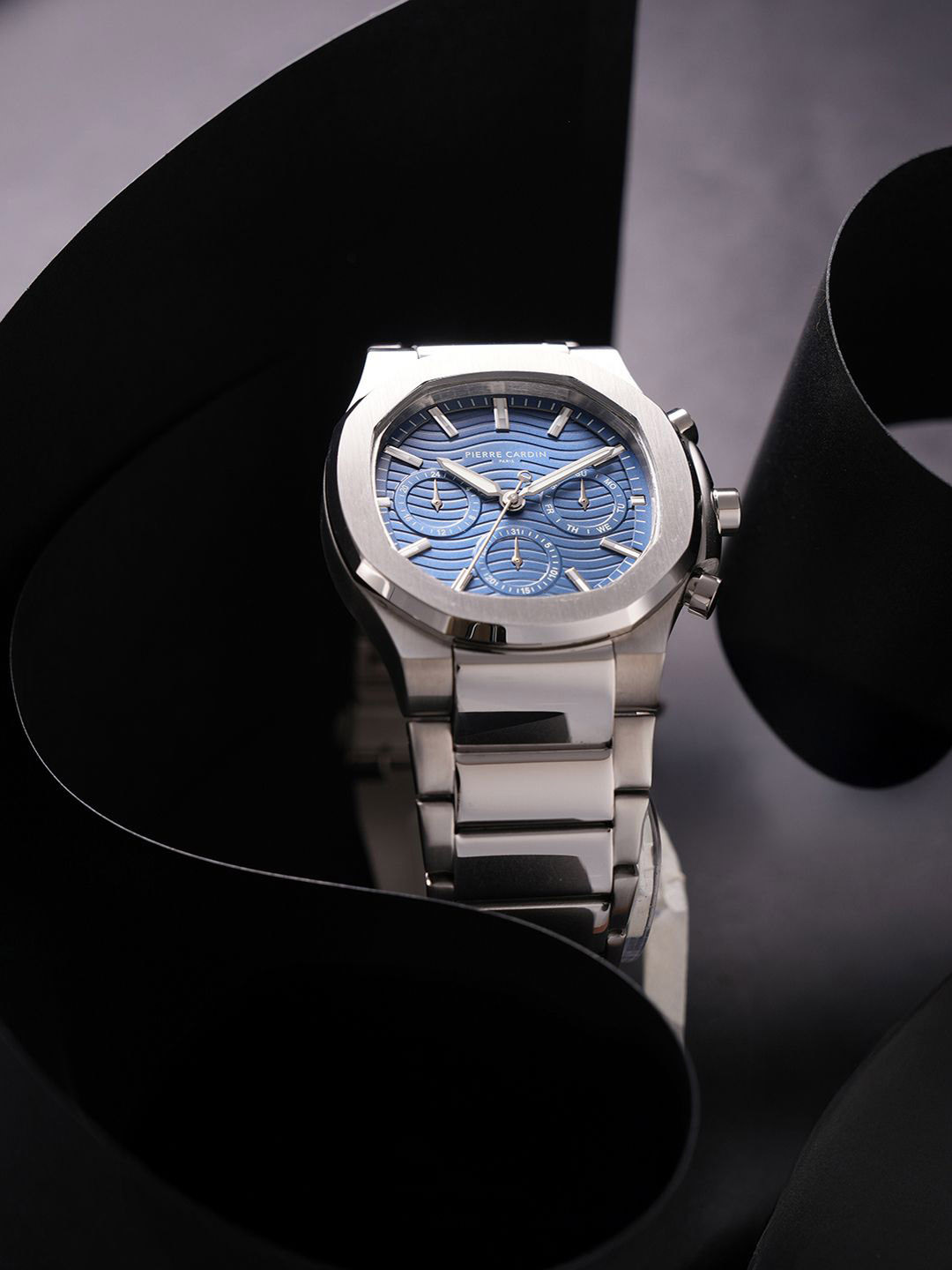 pierre cardin Elegance Men Textured Dial & Stainless Steel Analogue Watch CF.1015.MS.3