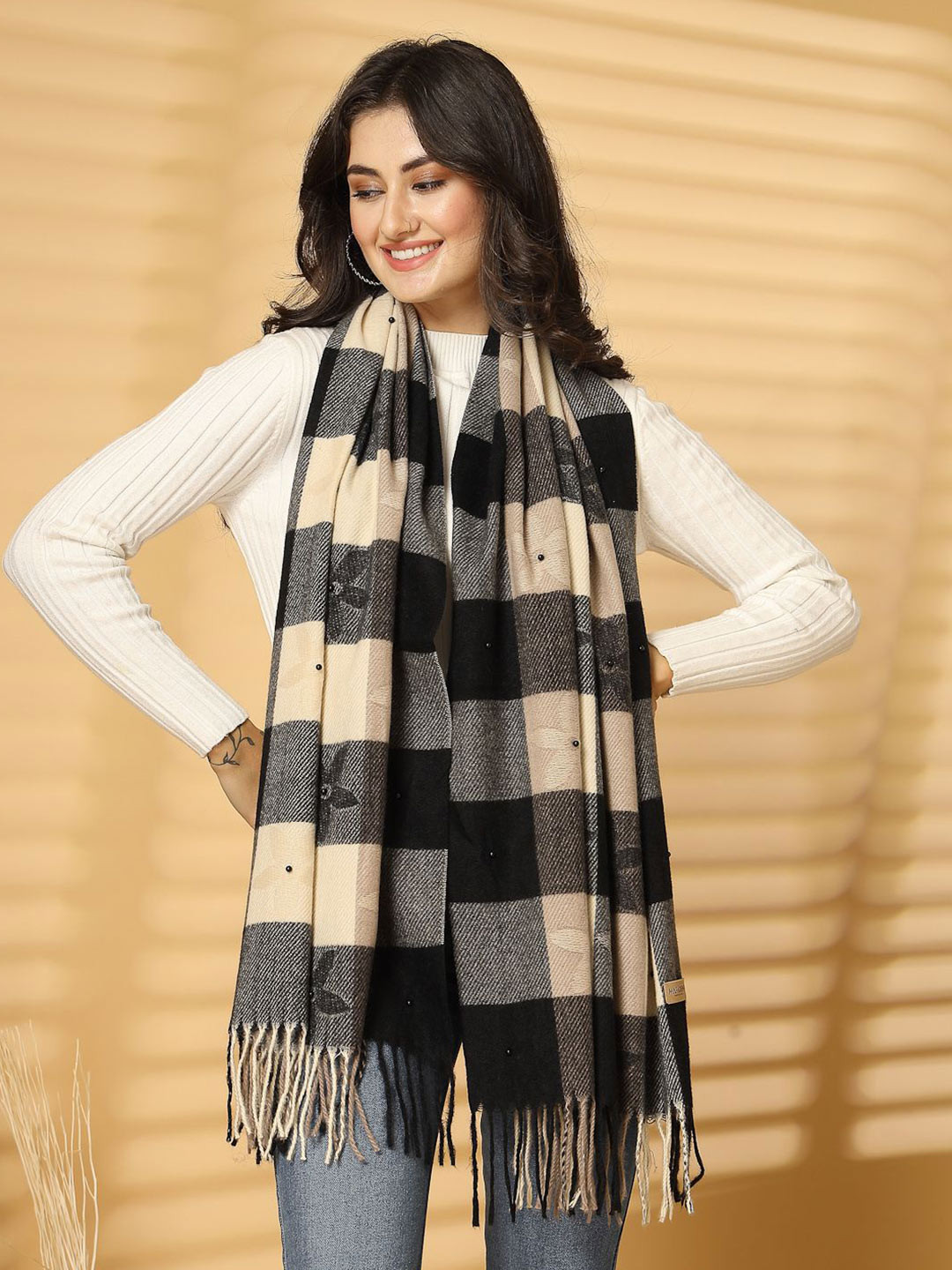 Mafadeny Women Checked and Floral Design Stole