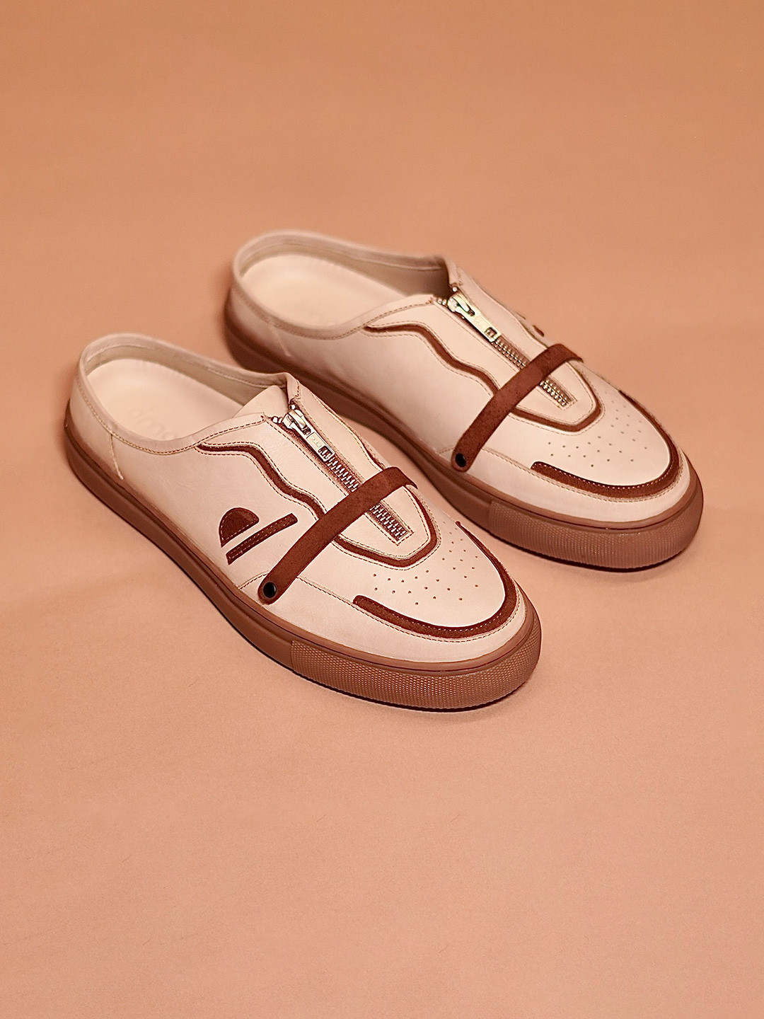 dmodot Men Freddo Mocha Leather Mules