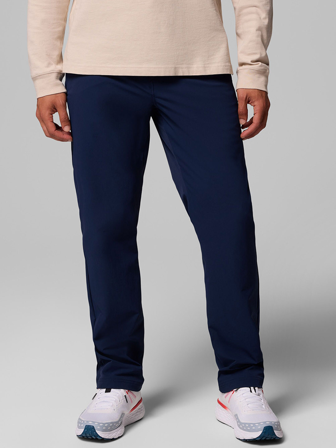 Columbia Roc Tech Men Mid Rise Regular Fit Trousers