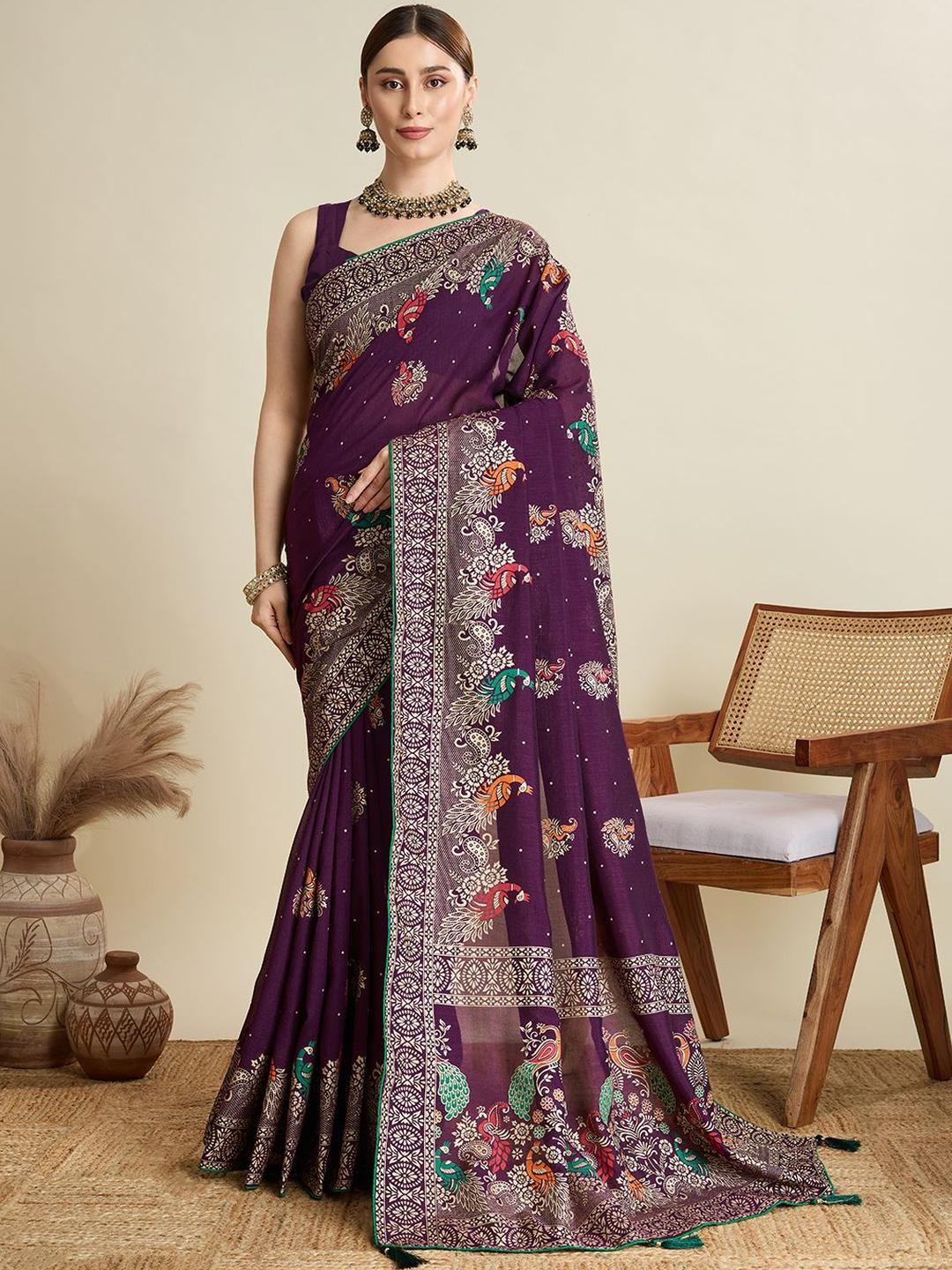 VARNI FABRICS Floral Ikat Saree