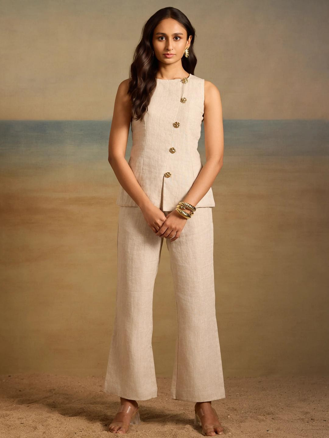 dhaaga Aven Smocked Linen Top Fil