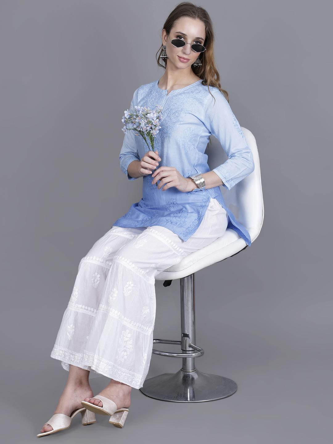 THE CHIKANKARI STORY Ethnic Motifs Embroidered Chikankari Kurti