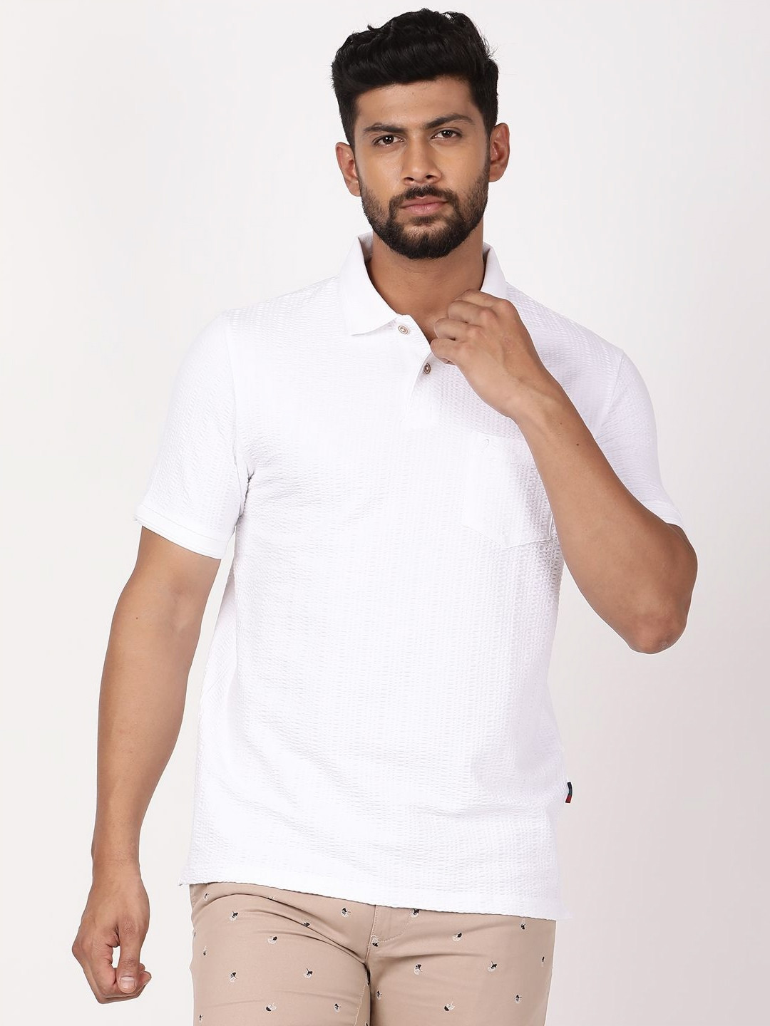Indian Terrain Men Solid Polo Collar Slim Fit Cotton T-shirt