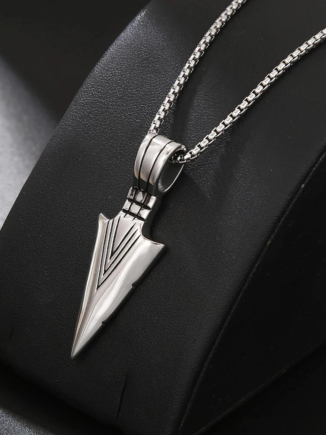 Rgulus Unisex Silver Pendant