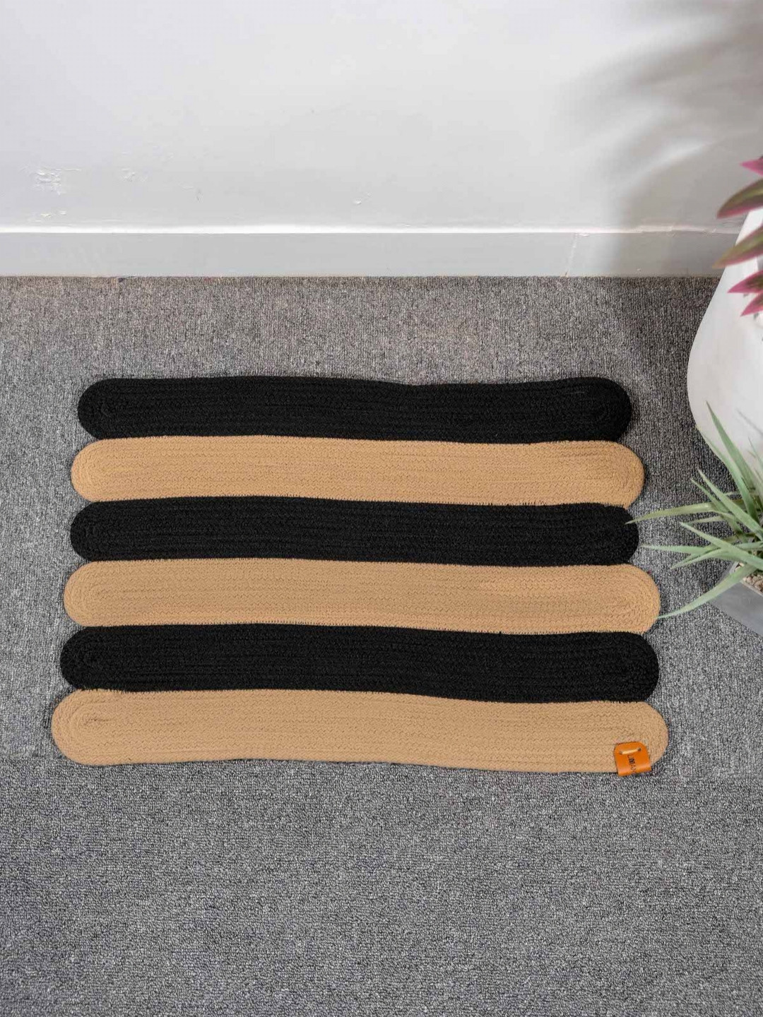 Umami Studio Black & Beige Self-Designed Anti-Skid Doormat