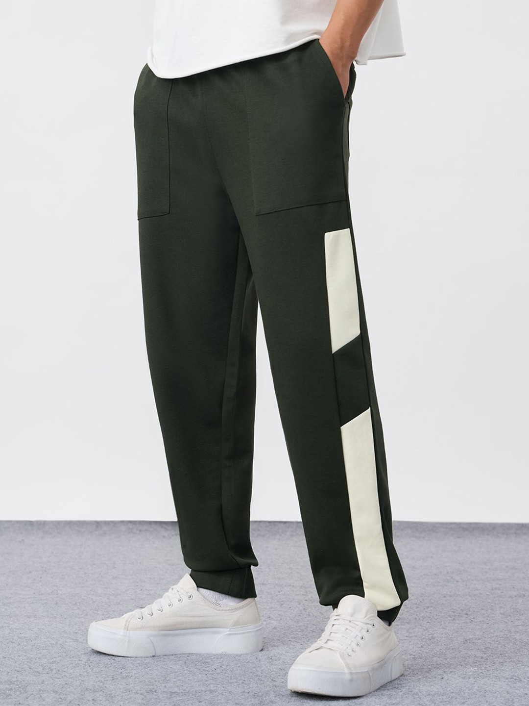 The Souled Store Men Colour-Blocked Pue Cotton Mid-Rise TrackPants