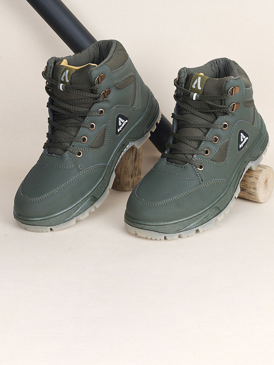 Aqualite Men Mid-Top Lace-Ups Trekking Shoes