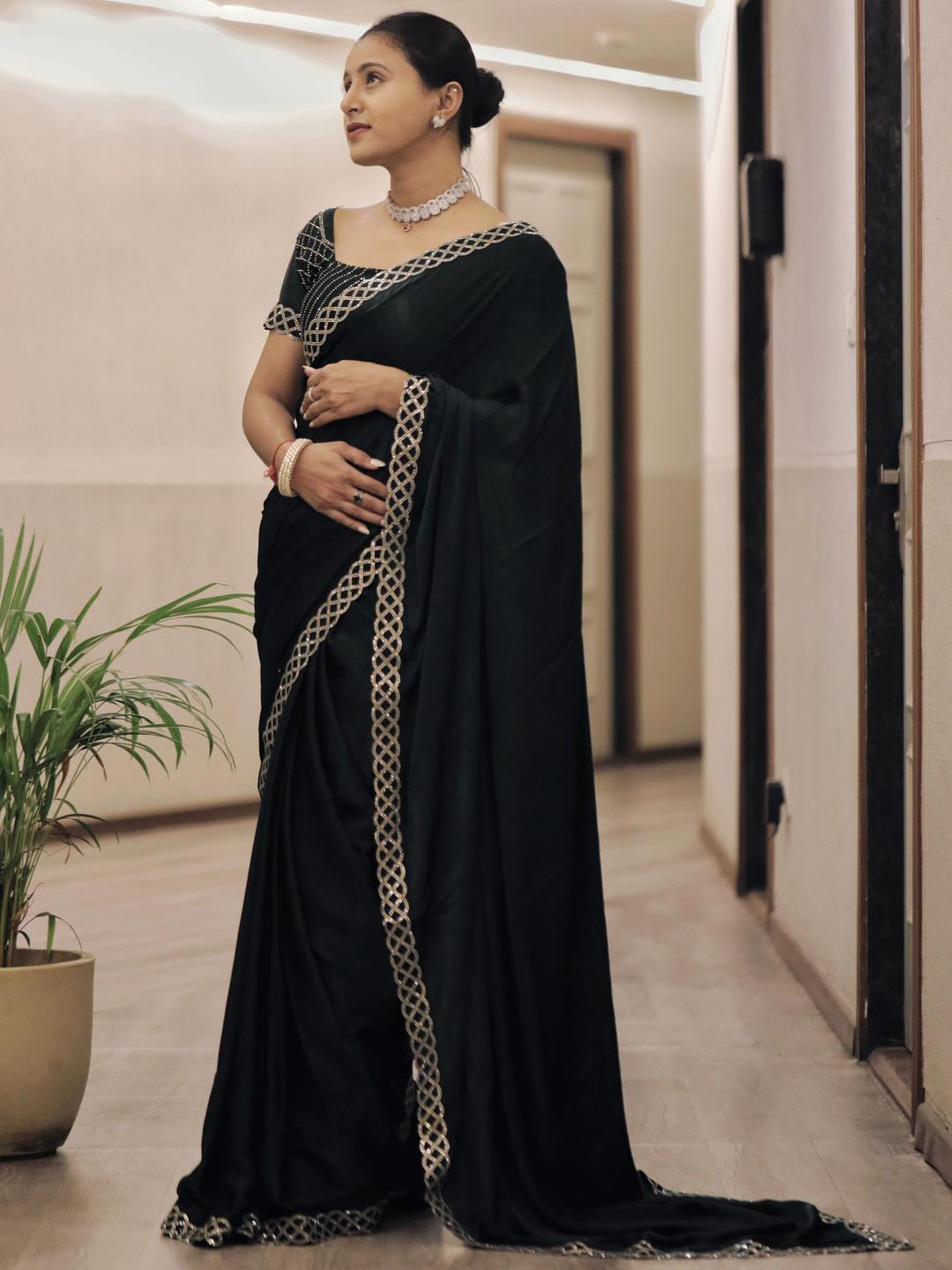 Arham Vastra Beads and Stones Velvet Designer Saree