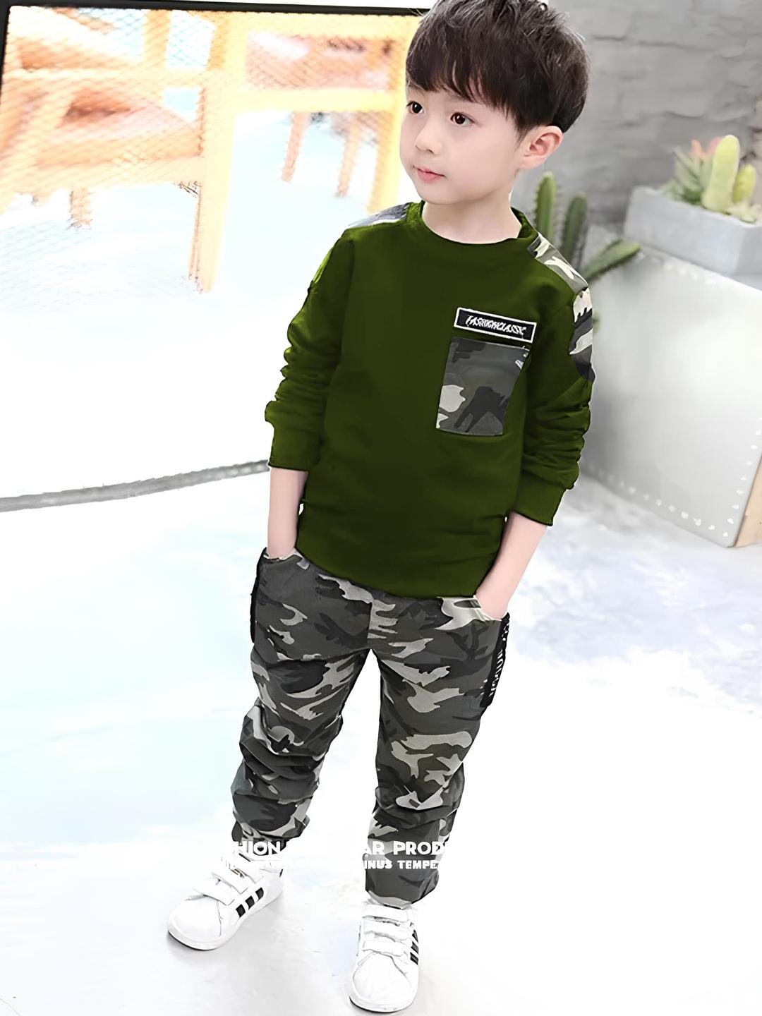 Sagar Impex Boys Army Green Printed T-shirt with Trousers