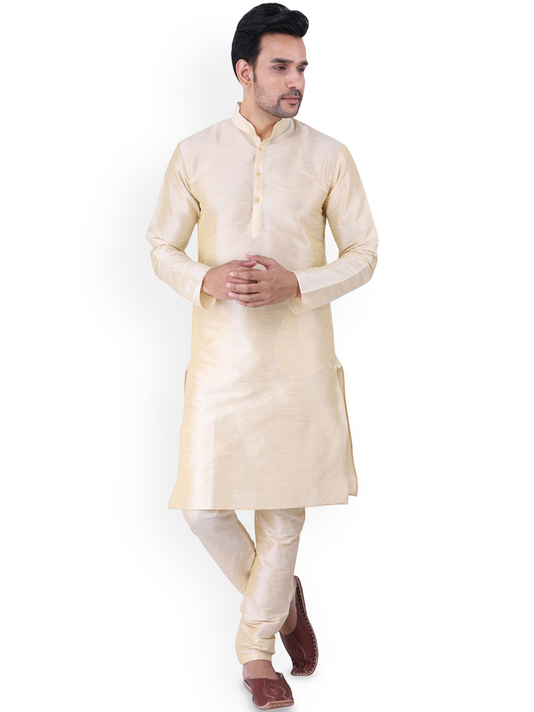Sadree Men Solid Kurta with Churidar