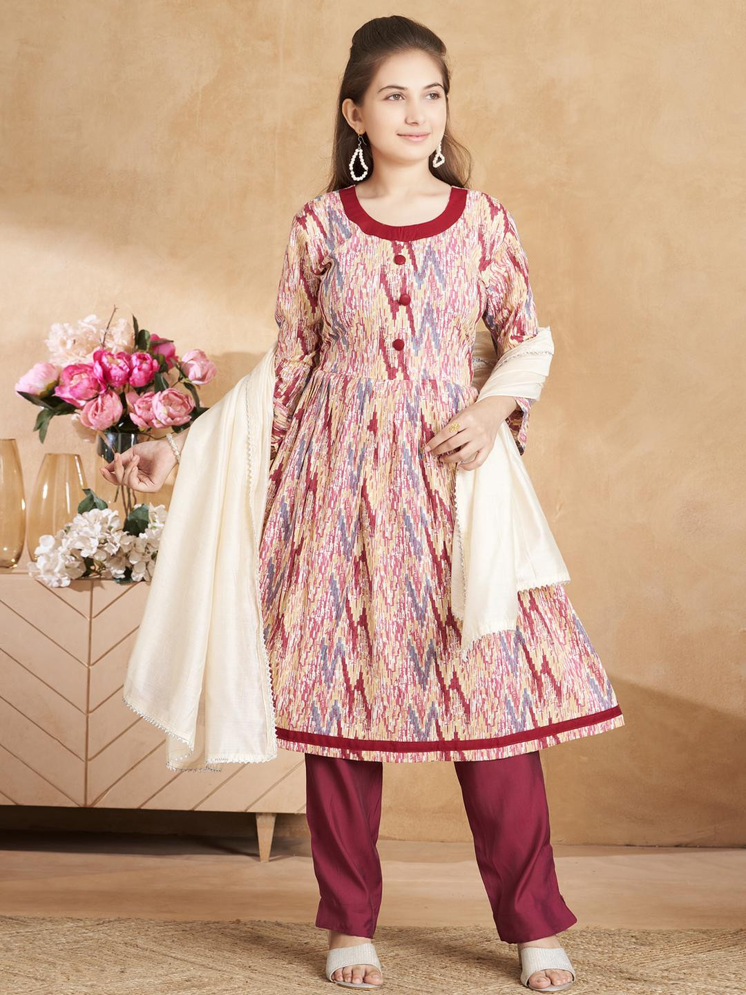 Lakshita Women Blue Kurtas