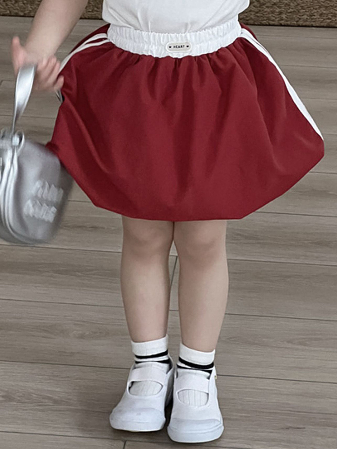 LULU & SKY Girls Contrast Stripe Balloon Skirt
