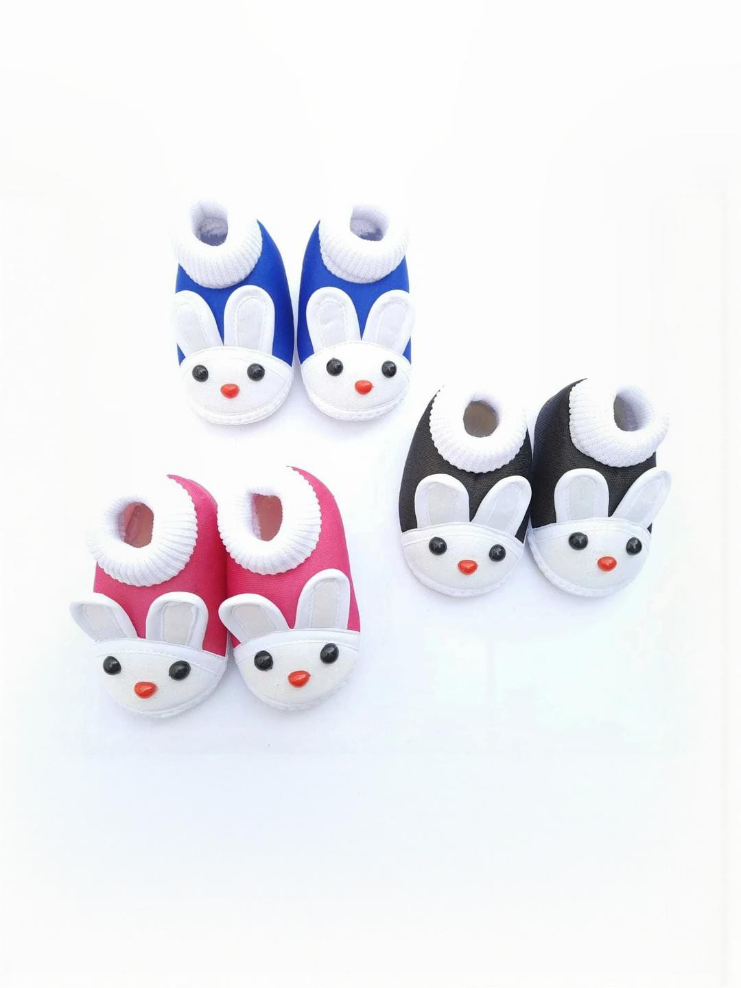 LMN CHILD CARE Unisex Kids Set Of 3 Pink, Blue, Black Cotton Booties