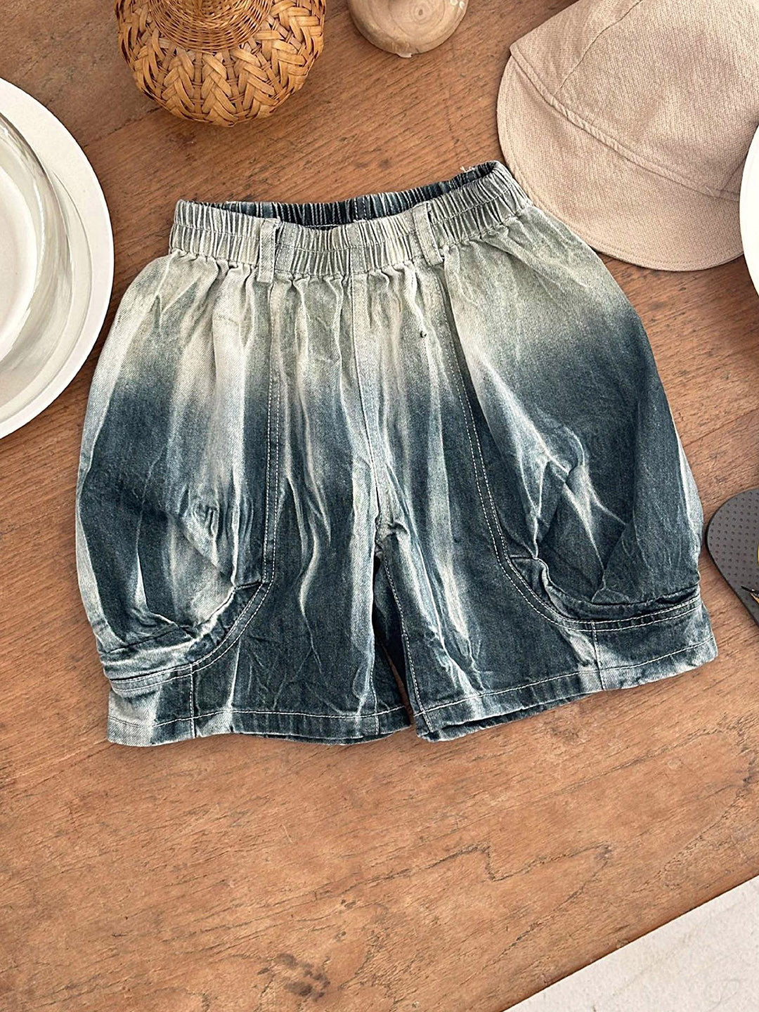 LULU & SKY Boys Tie And Dye Washed Loose Fit High-Rise Technology Shorts