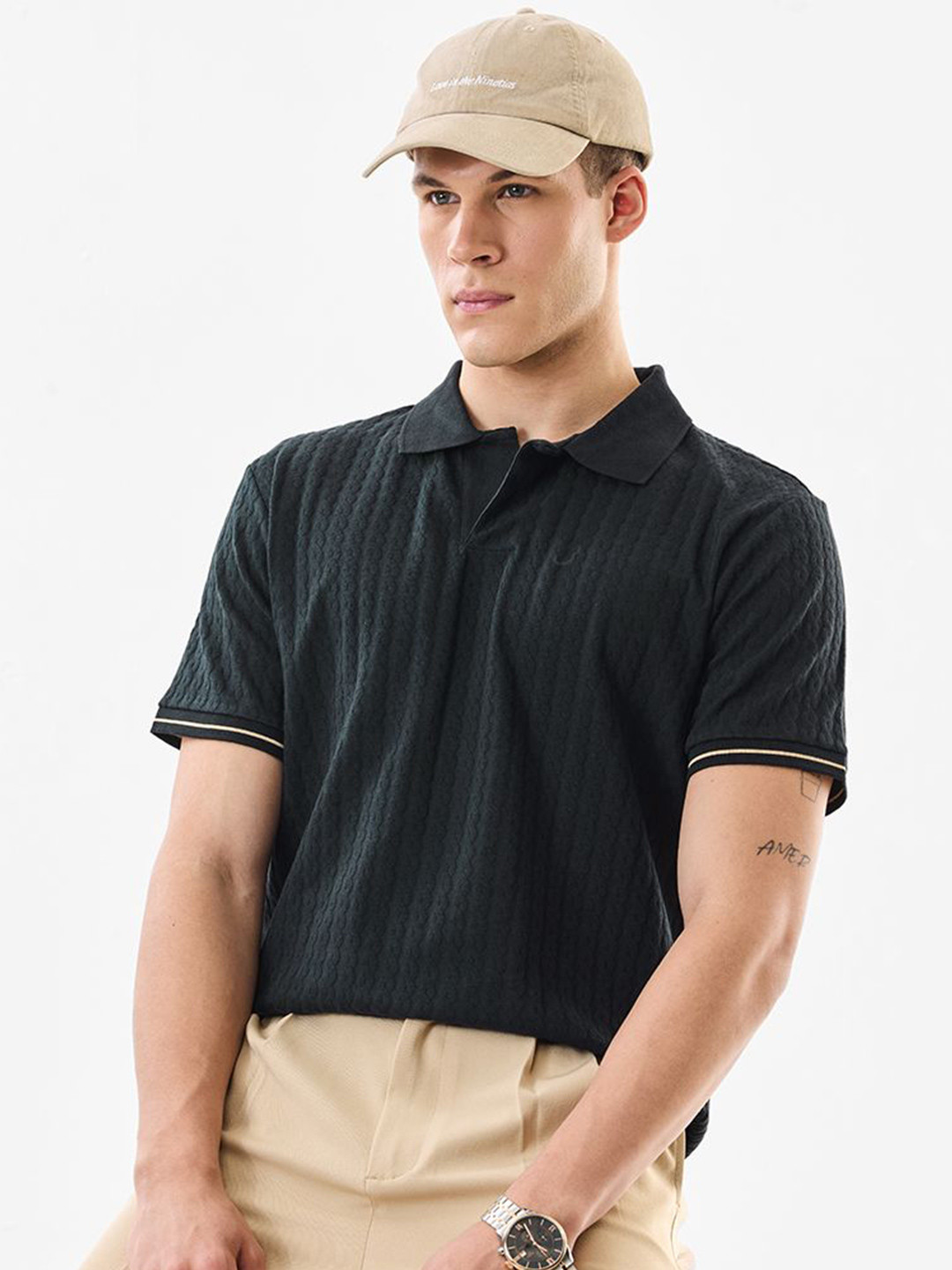 Snitch Black Textured Polo Collar T-shirt