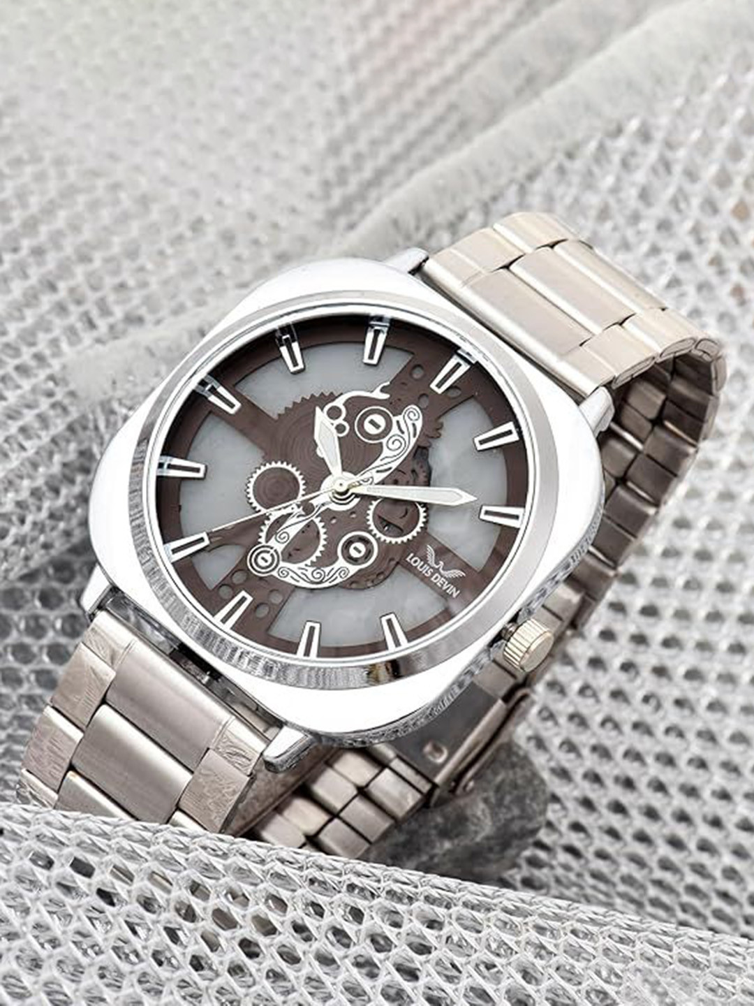 LOUIS DEVIN Men Bracelet Style Straps Analogue Watch LD-G081-BRW-CH