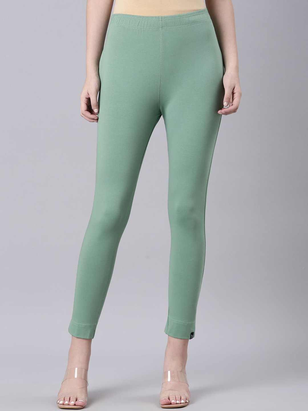 TWIN BIRDS Women Mint Olive Solid Cotton Sleek Ethnic Knitted Kurti Leggings