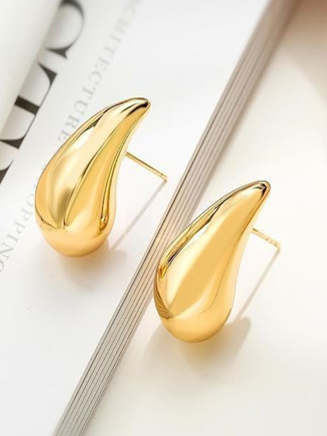 Beauty Flow Gold-Plated Stainless Steel Teardrop Shaped Studs