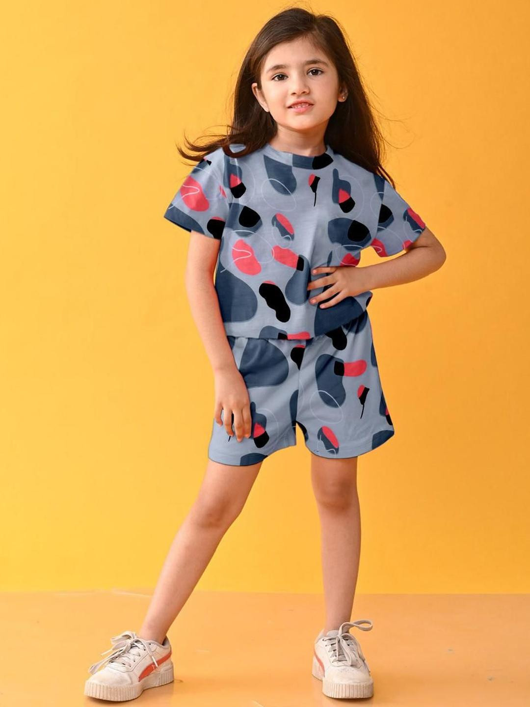 FEBVIBE Kids Abstract Printed T-shirt With Shorts
