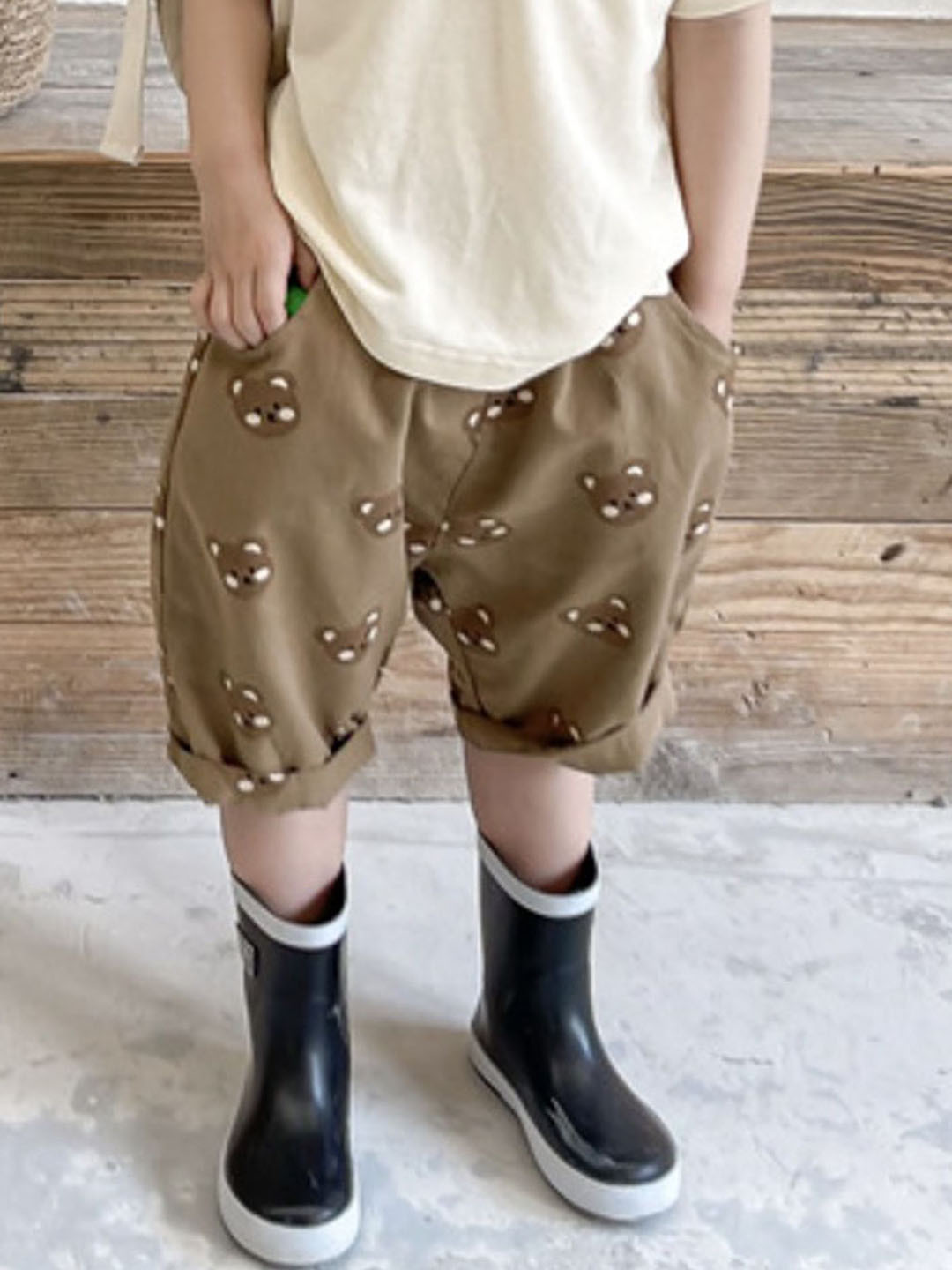 LULU & SKY Girls Printed Cotton Slip-On High-Rise Shorts