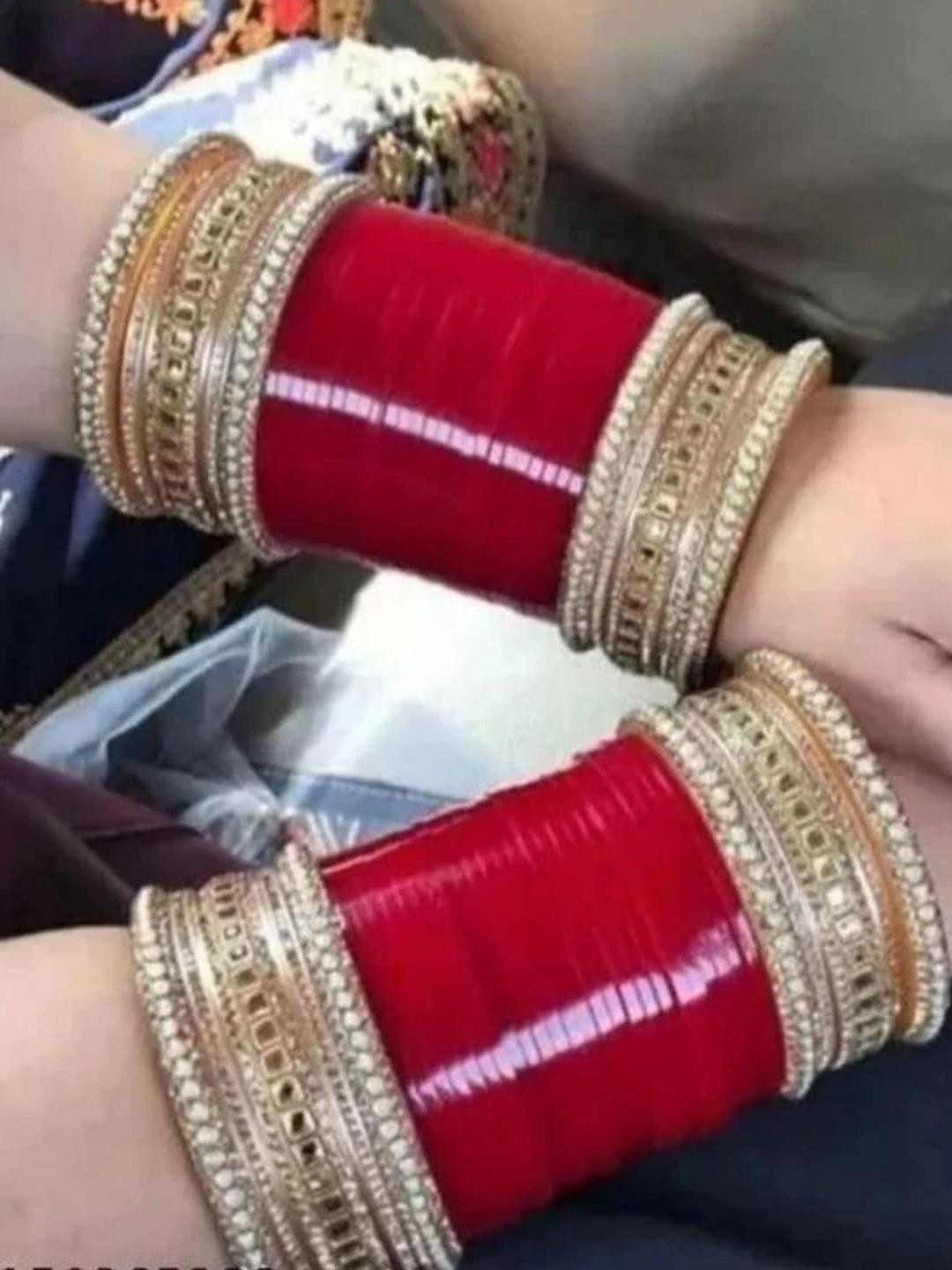 HouseOfCommon  Red Plastic Zircon Bangles