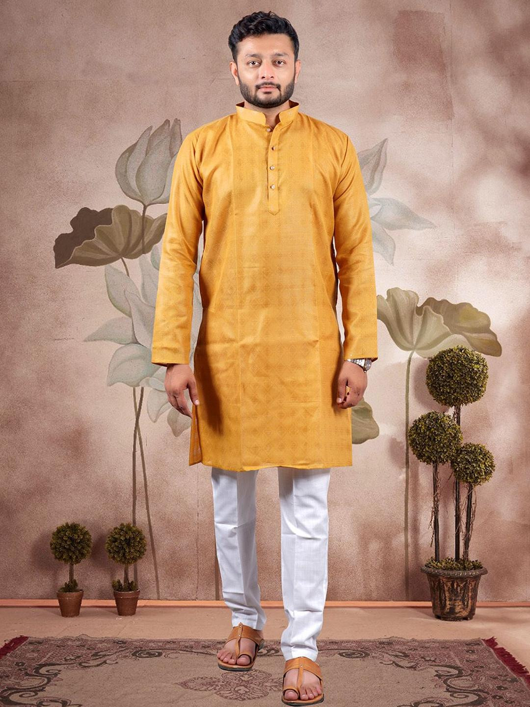 Varbandhan Men Solid Festive Straight Kurta