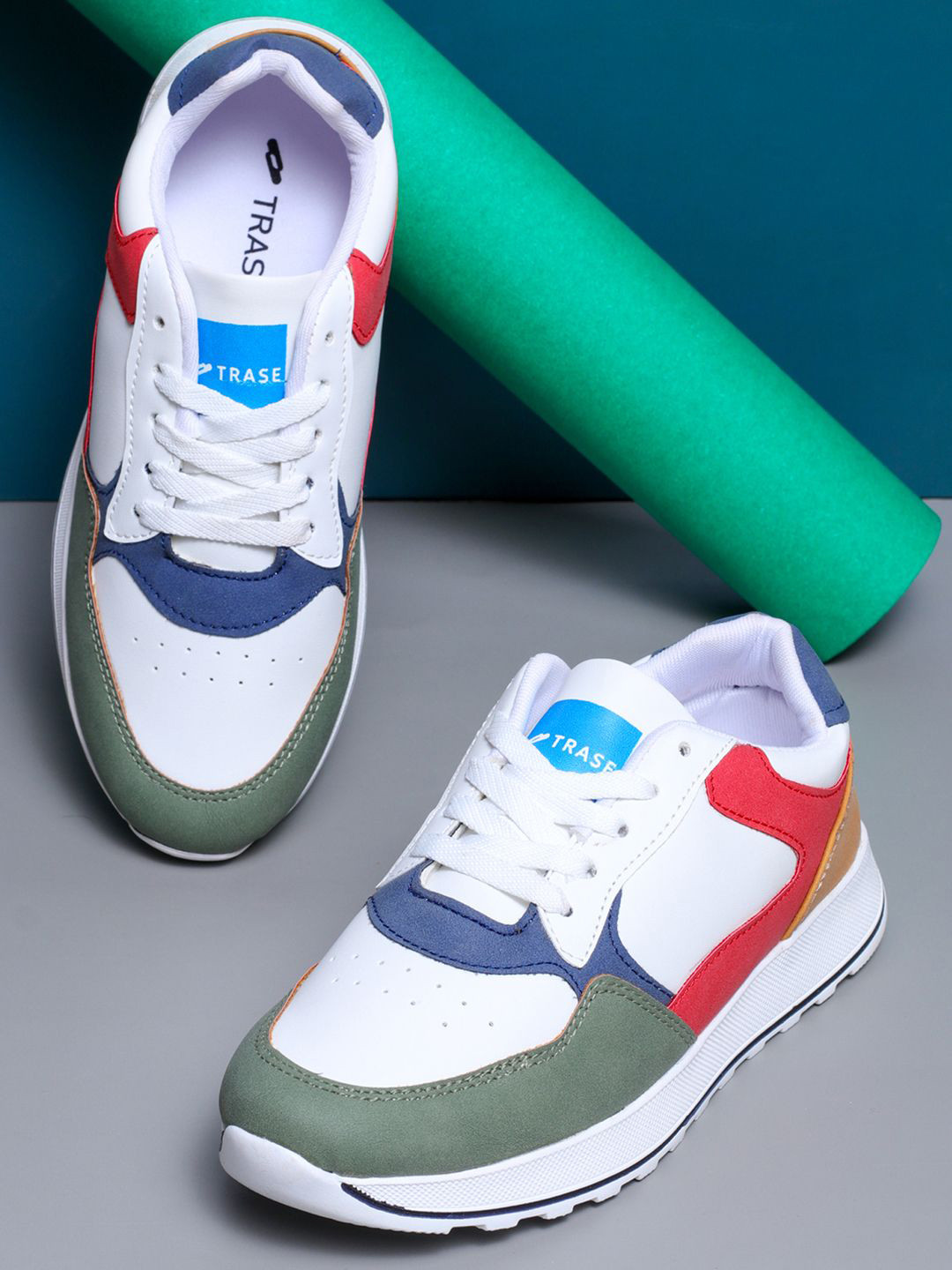 TRASE Women Colourblocked Lace-Up Sneakers