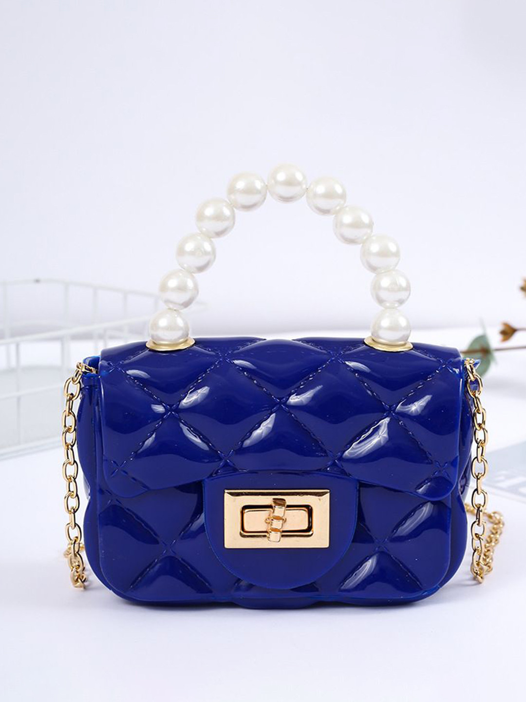 VALERIE Structured Quilted Handheld Bag