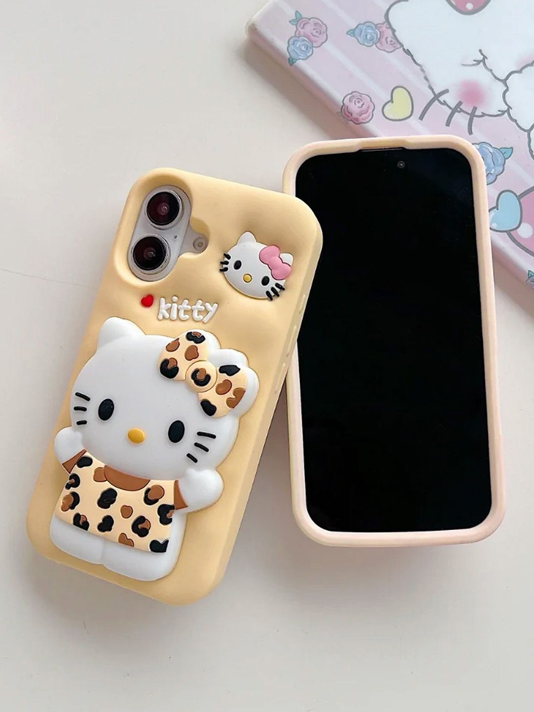 TREEMODA Cartoon Characters Silicon Pop-Up iPhone 16 Back Case Mobile Accessories