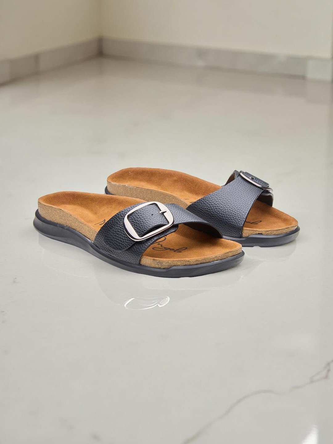 MICHAEL ANGELO Women Open Toe Flats with Buckles