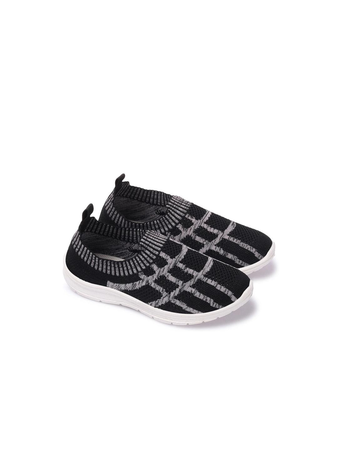 PU-PINE Black Non-Marking Textile Walking Sports Shoes