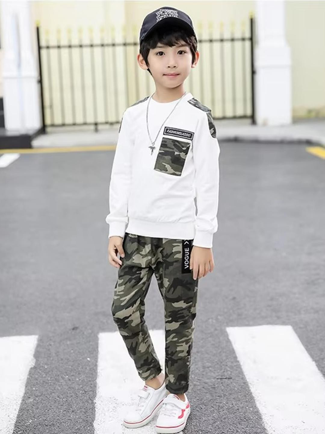 Sagar Impex Boys Black White Sweatshirt with Track Pants