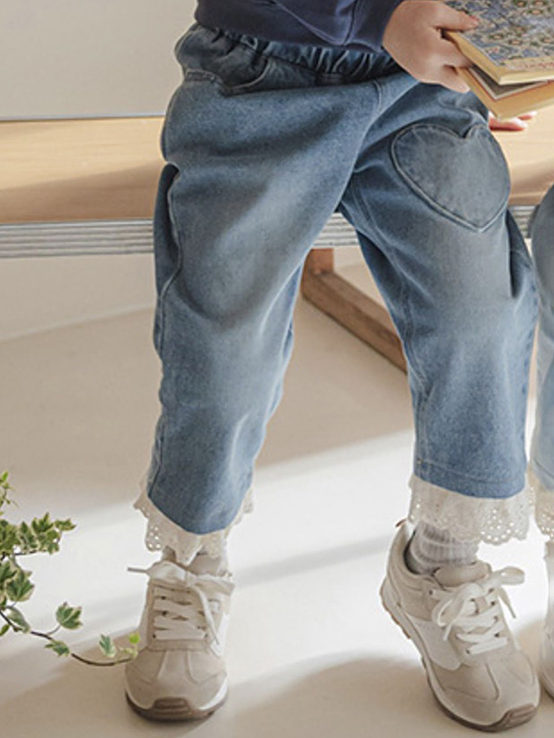 LULU & SKY Girls Cotton High-Rise Lace-hem Jeans