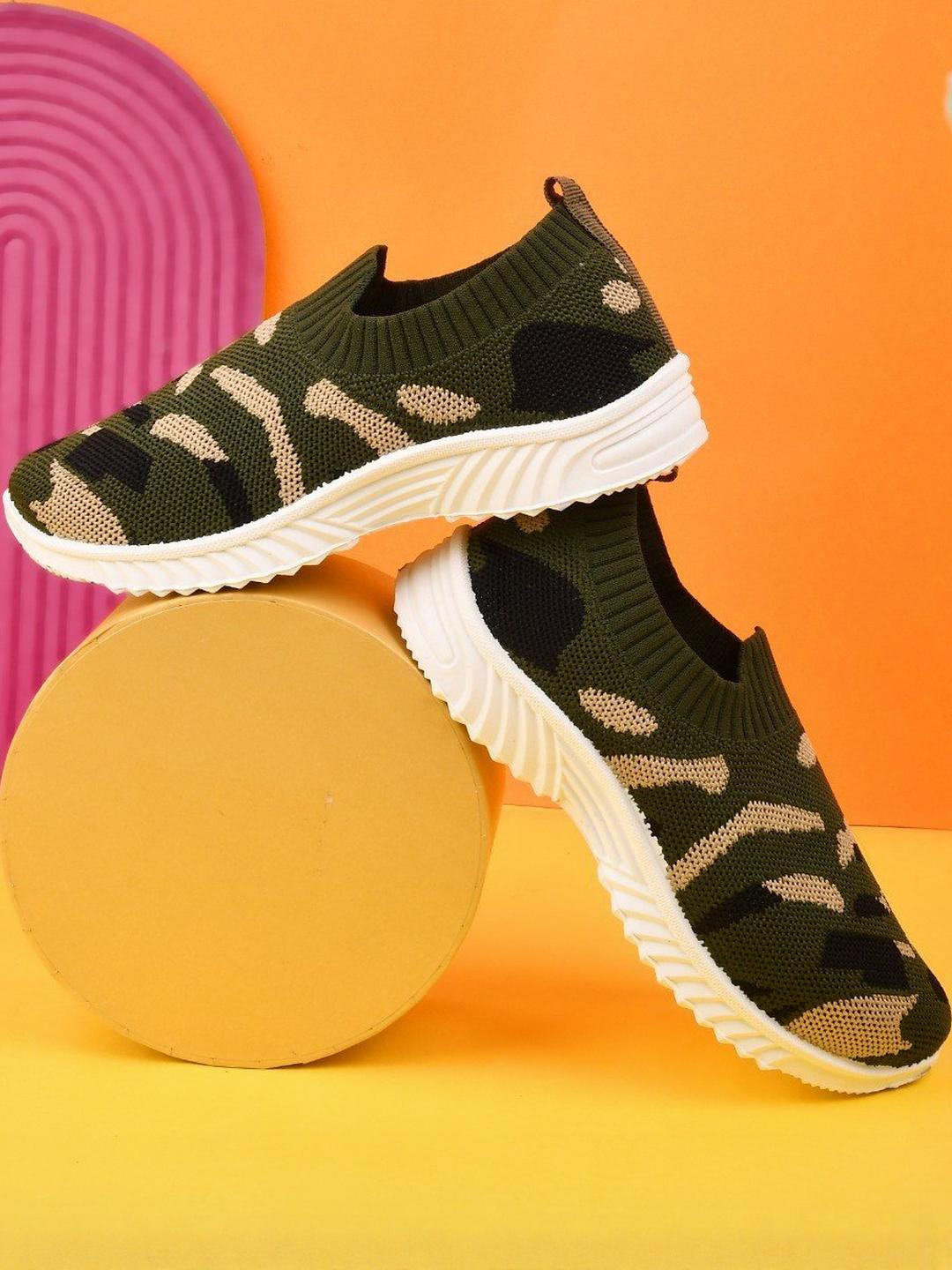 PU-PINE Olive Non-Marking Textile Walking Sports Shoes