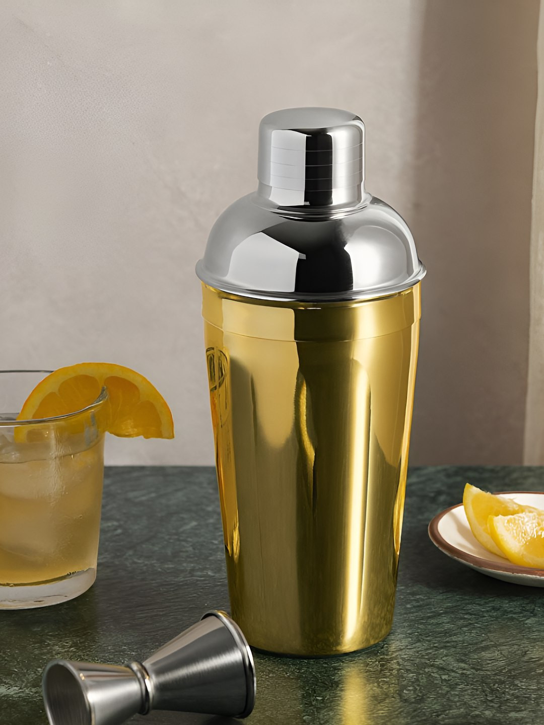 SHAY Gold Toned Stainless Steel Cocktail Shaker With Strainer  500 ml