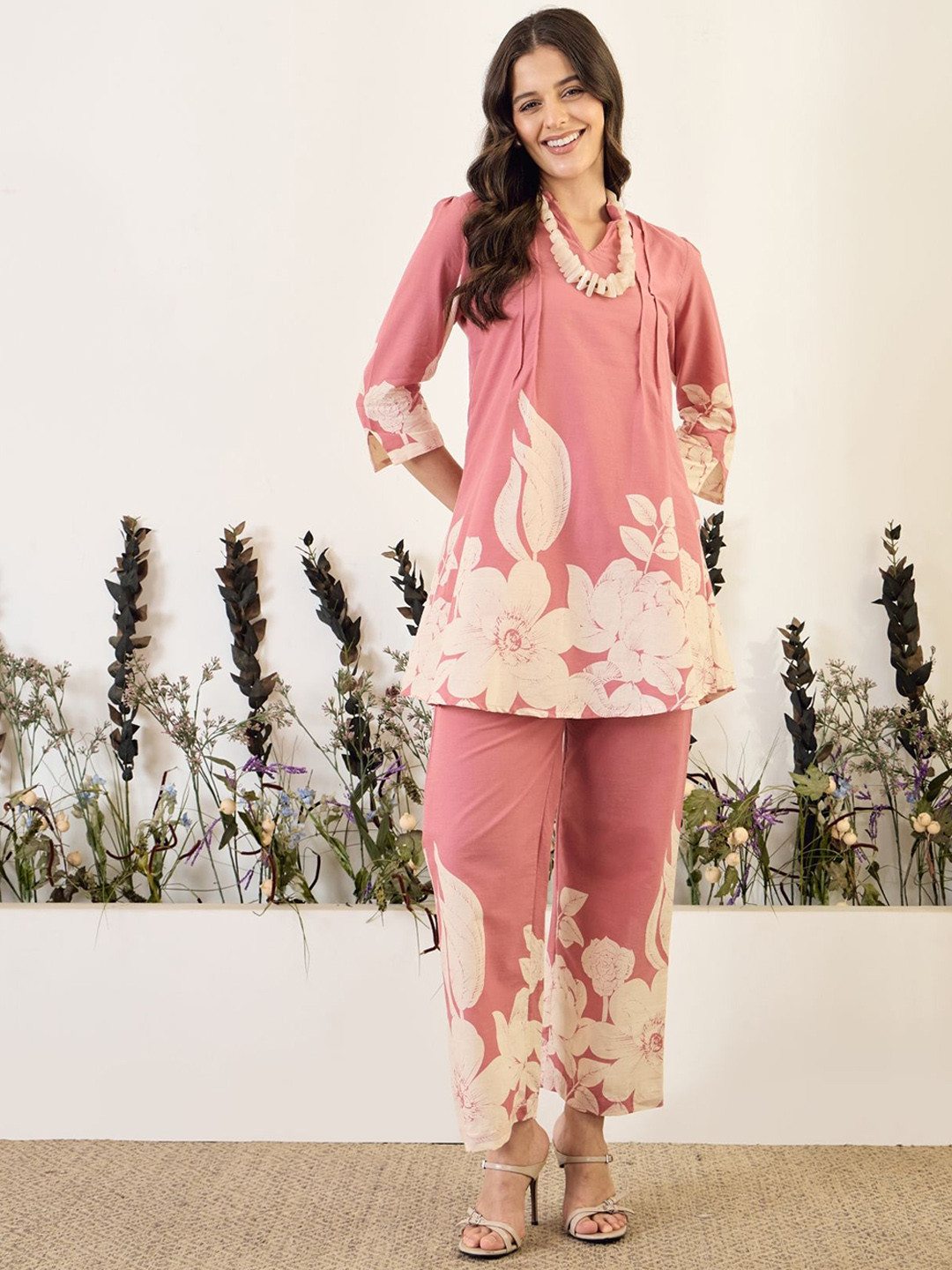 IMANA Floral Printed Pure Cotton V-Neck Three Fourth Sleeves Tunic With Trouser Co-Ords