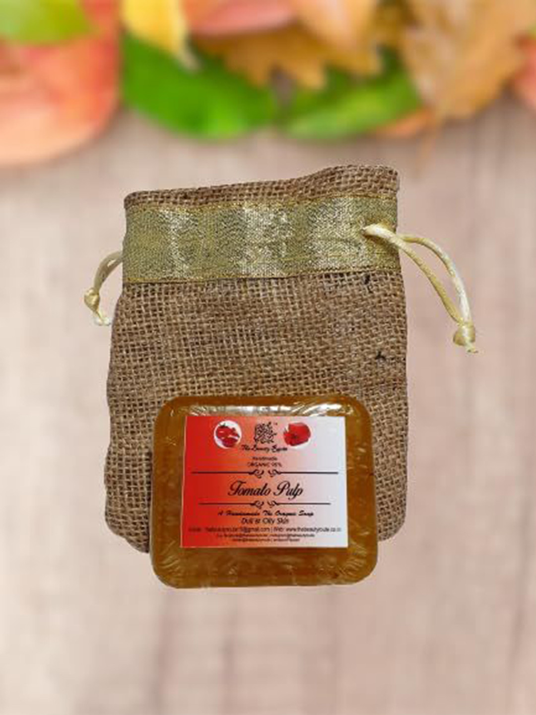 THE BEAUTY ROUTE Tomato Pulp Soaps - 100 g