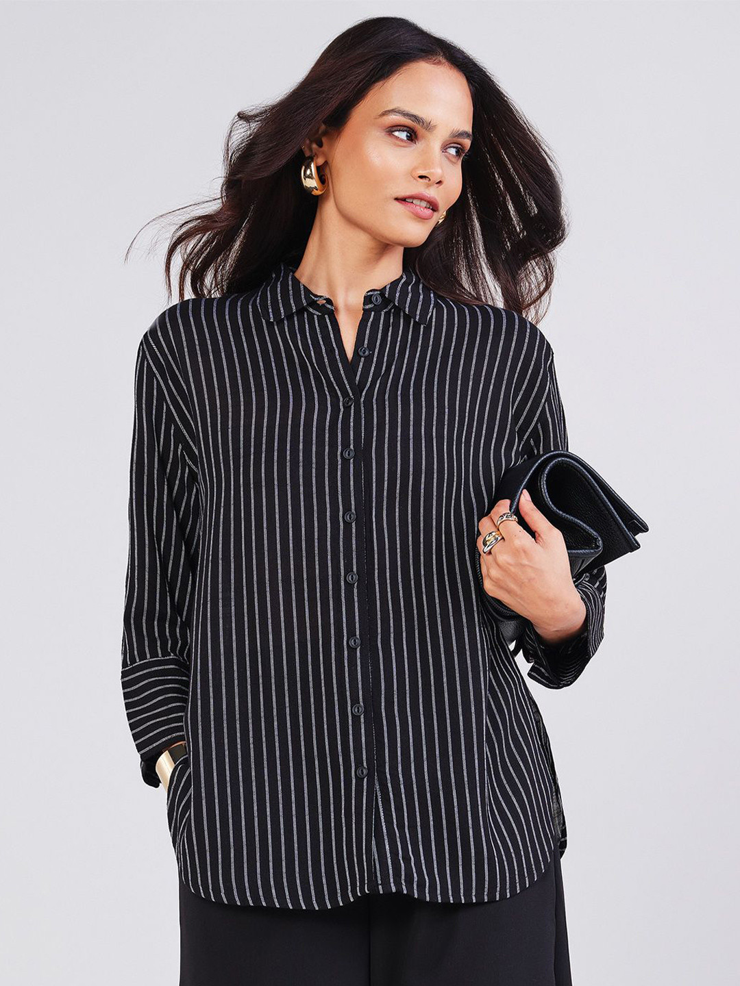 AND Vertical Striped Spread Collar Long Sleeves Shirt