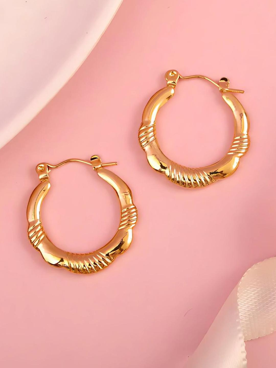 Bauble Cluster Women Gold Earrings