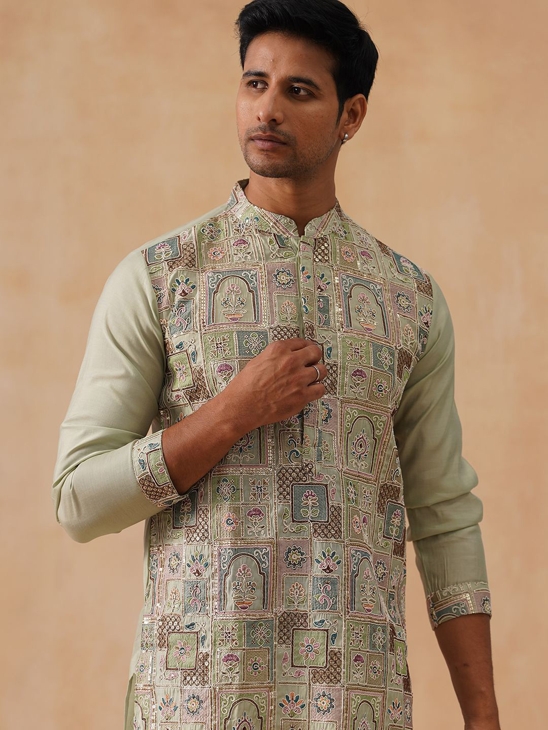 Jompers Floral Embroidered Mandarin Collar Chikankari Straight Kurta
