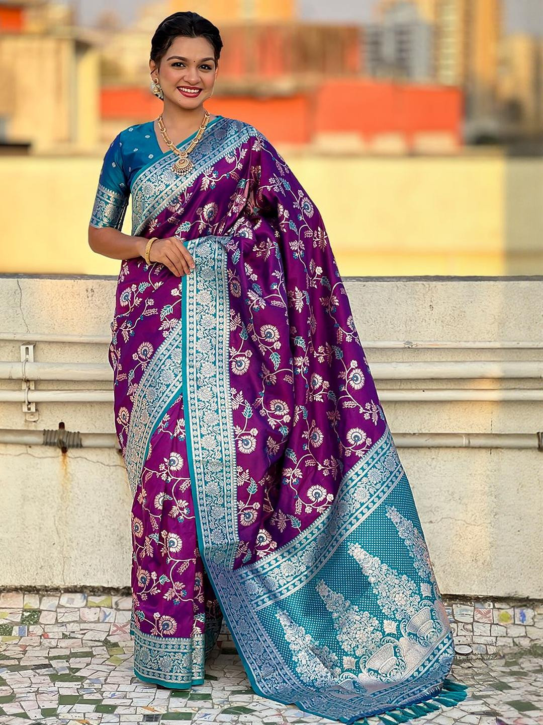 ELITE WEAVES AAROHI Ethnic Motifs Woven Design Zari Banarasi Saree